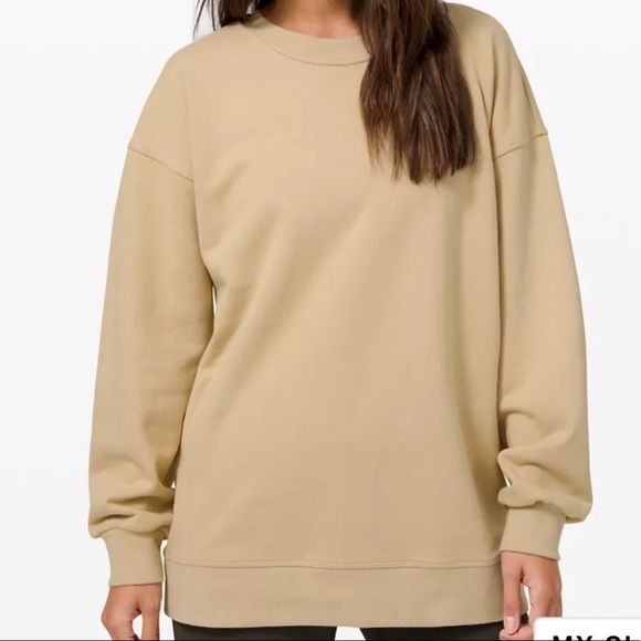 lululemon athletica Sweaters - Lululemon perfectly oversized crew
